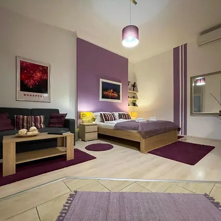 Abt Karoly Apartment *